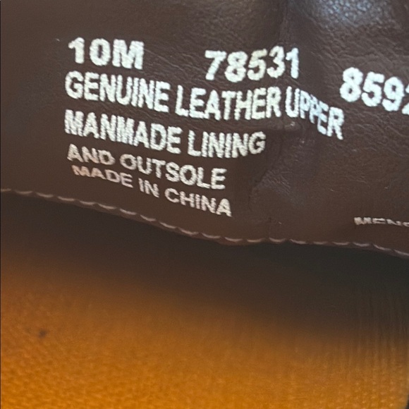 Timberland Brown Leather Oxfords with Classic Design - Picture 4 of 13